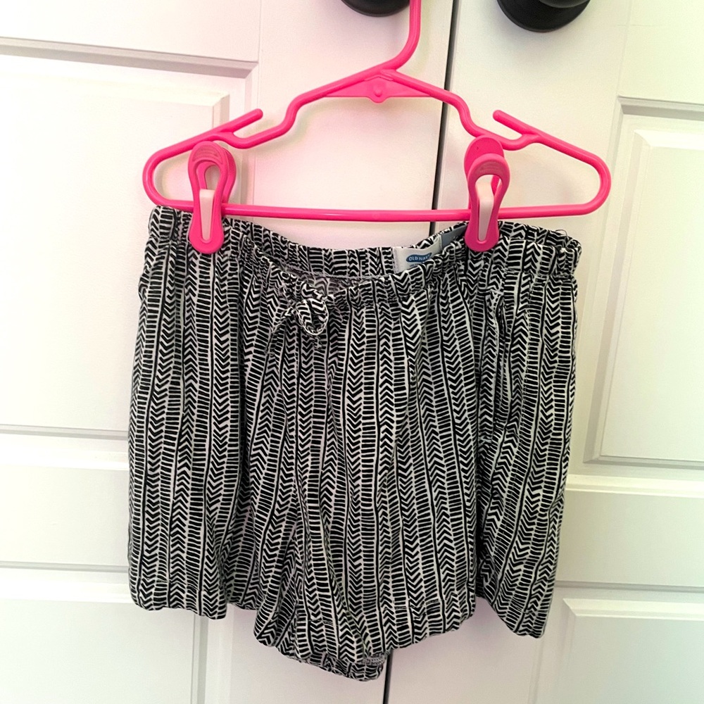 old navy striped shorts